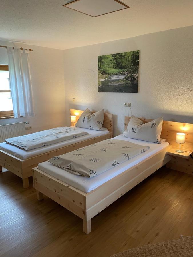 Ferienwohnung Hofleben Reiner Neukirchen vorm Wald Bagian luar foto